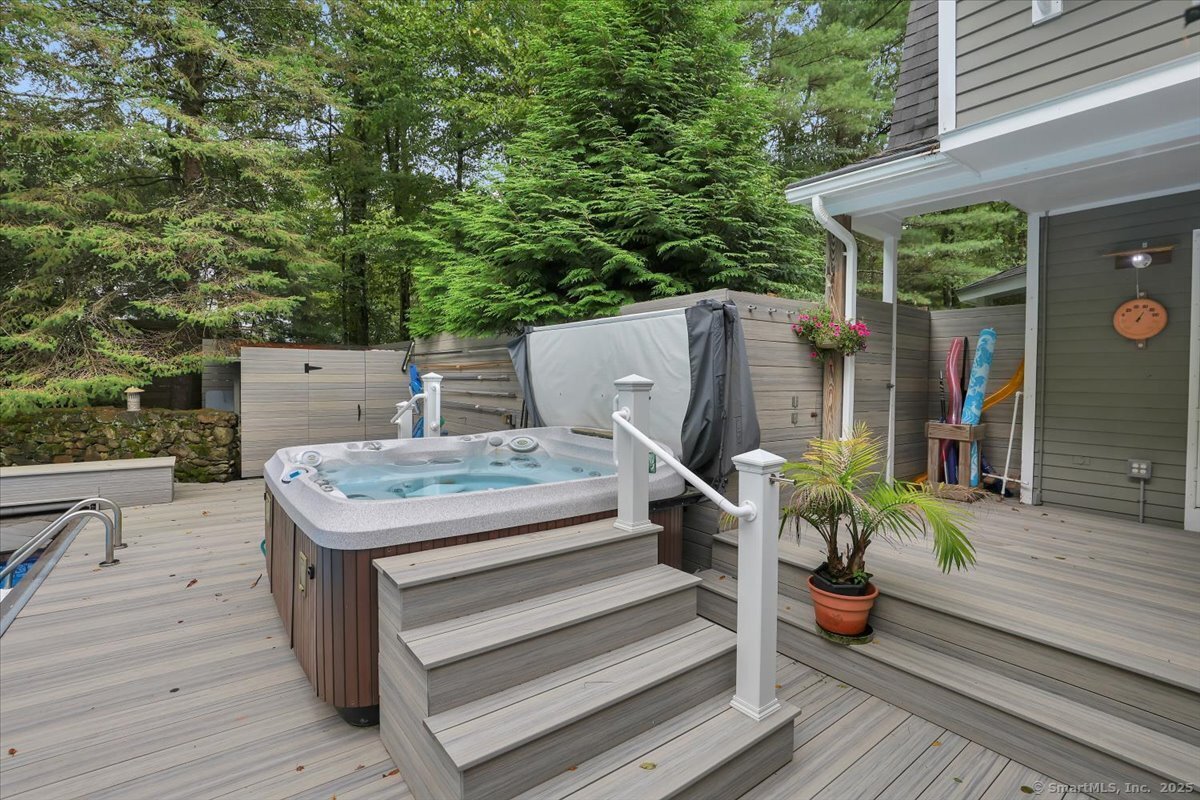 200 North Farm Road Middlebury CT 06762