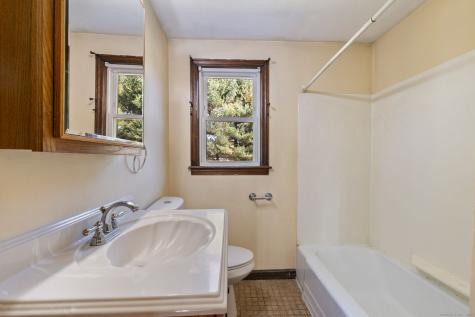 12 Riviera Drive Enfield CT 06082