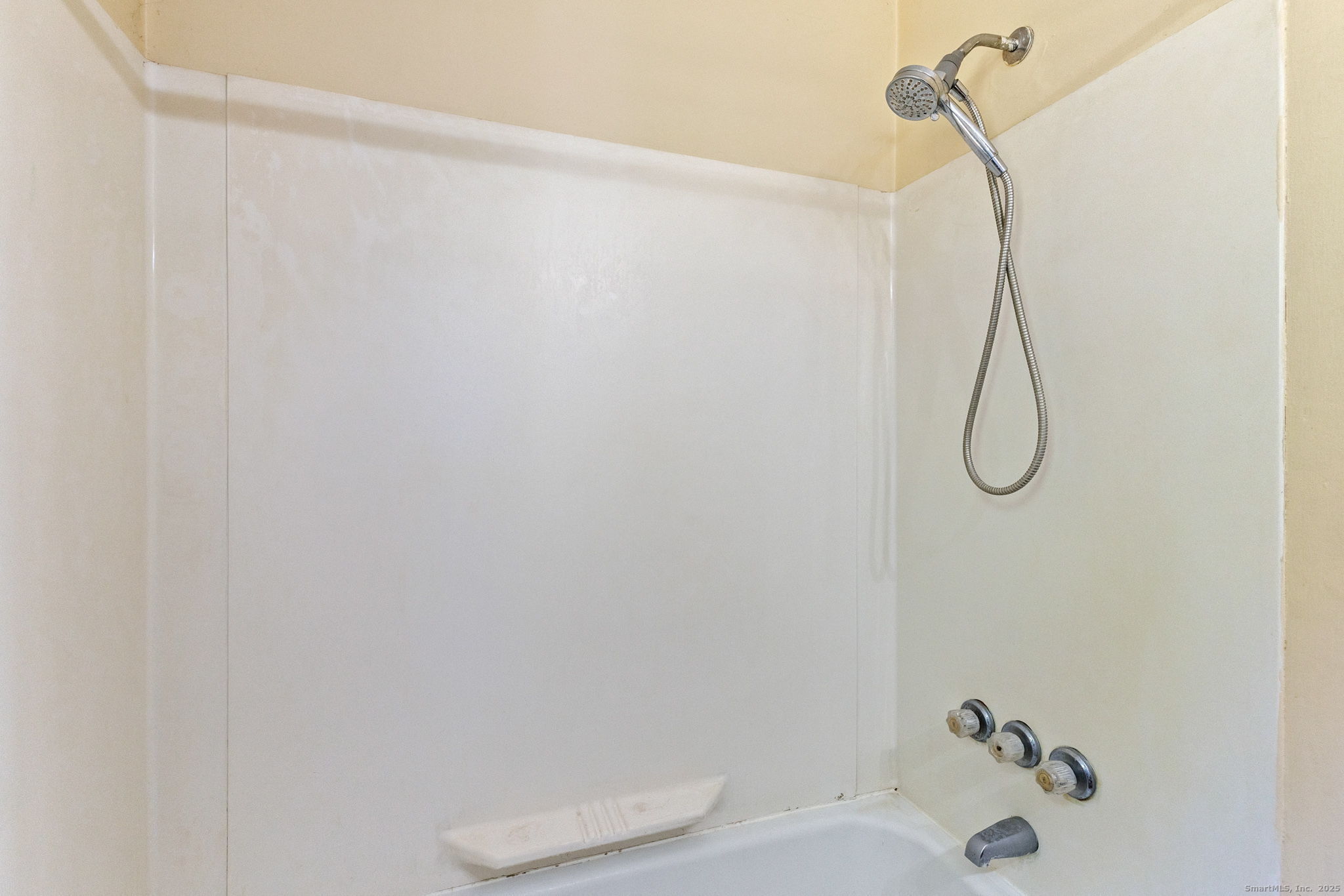 12 Riviera Drive Enfield CT 06082