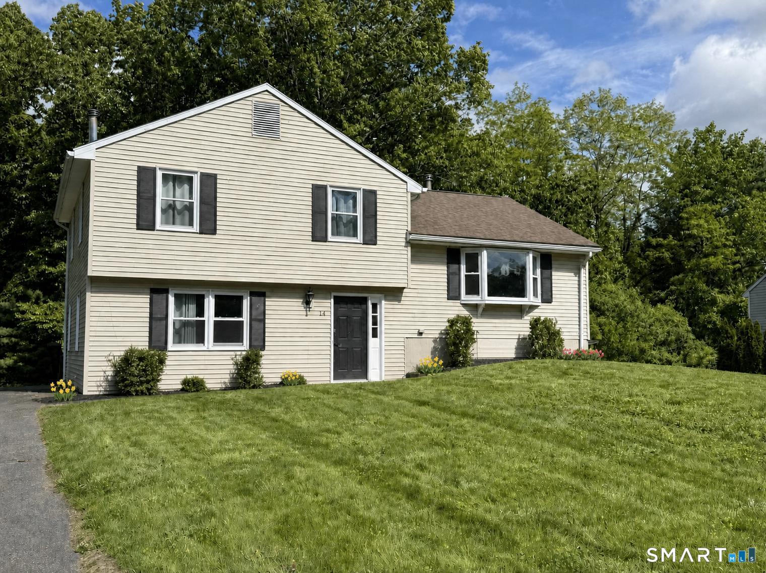 14 Springwood Road Farmington CT 06032