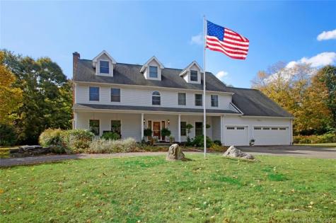 31 Old Regan Road Middlebury CT 06762