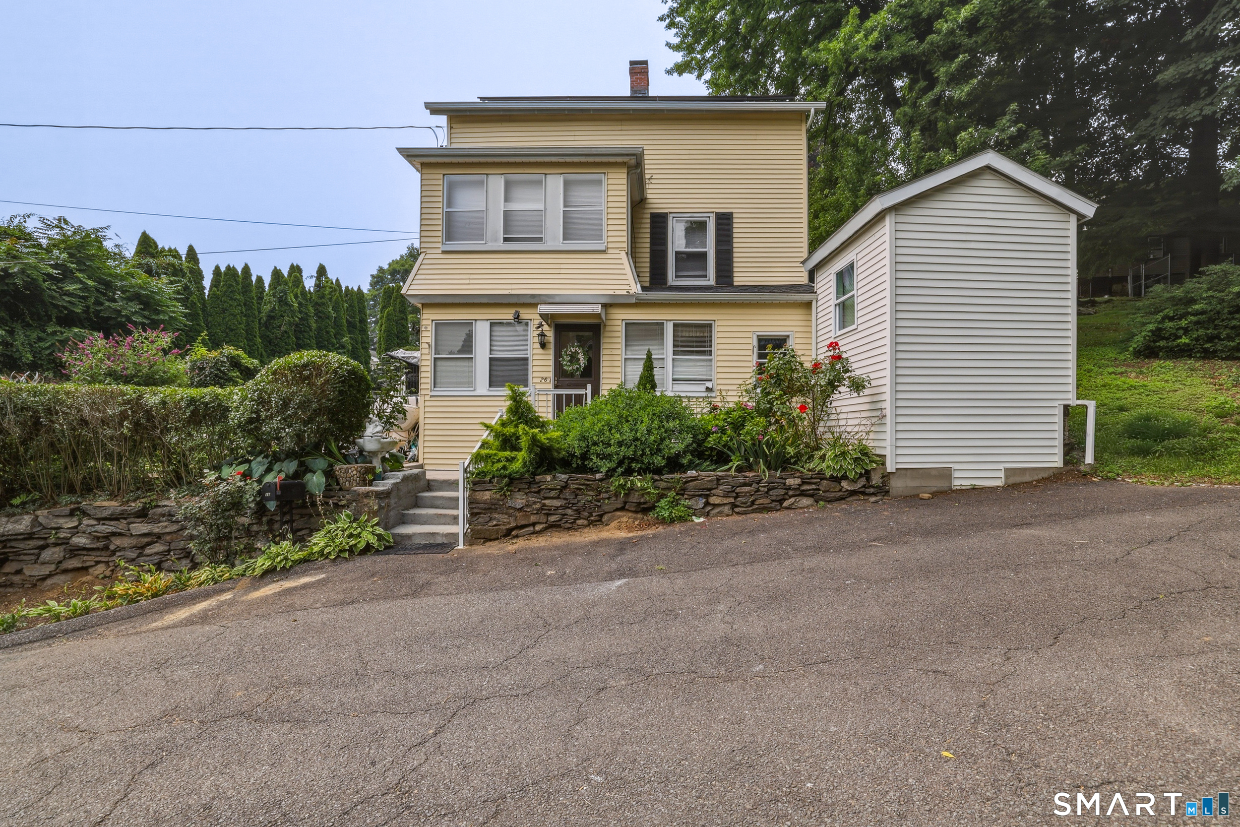 26 Washington Street Derby CT 06418