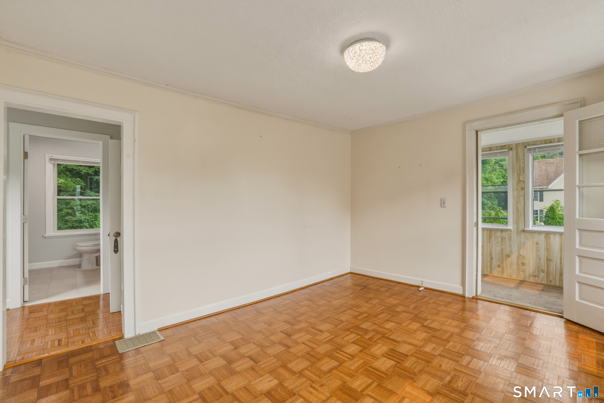 26 Washington Street Derby CT 06418