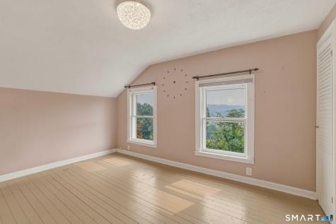 26 Washington Street Derby CT 06418