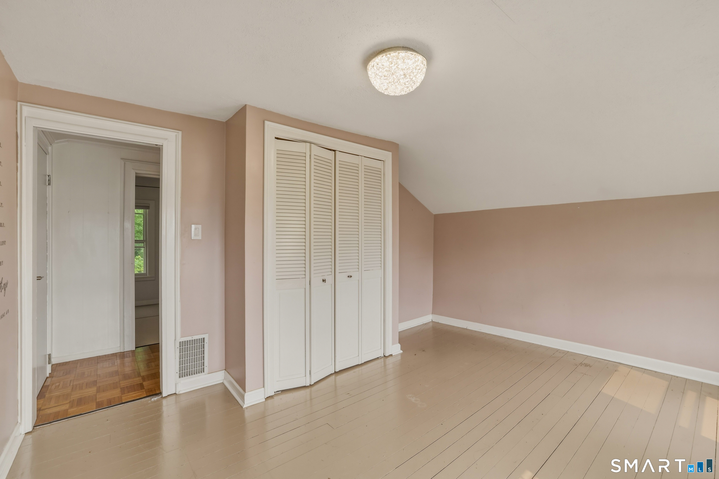 26 Washington Street Derby CT 06418