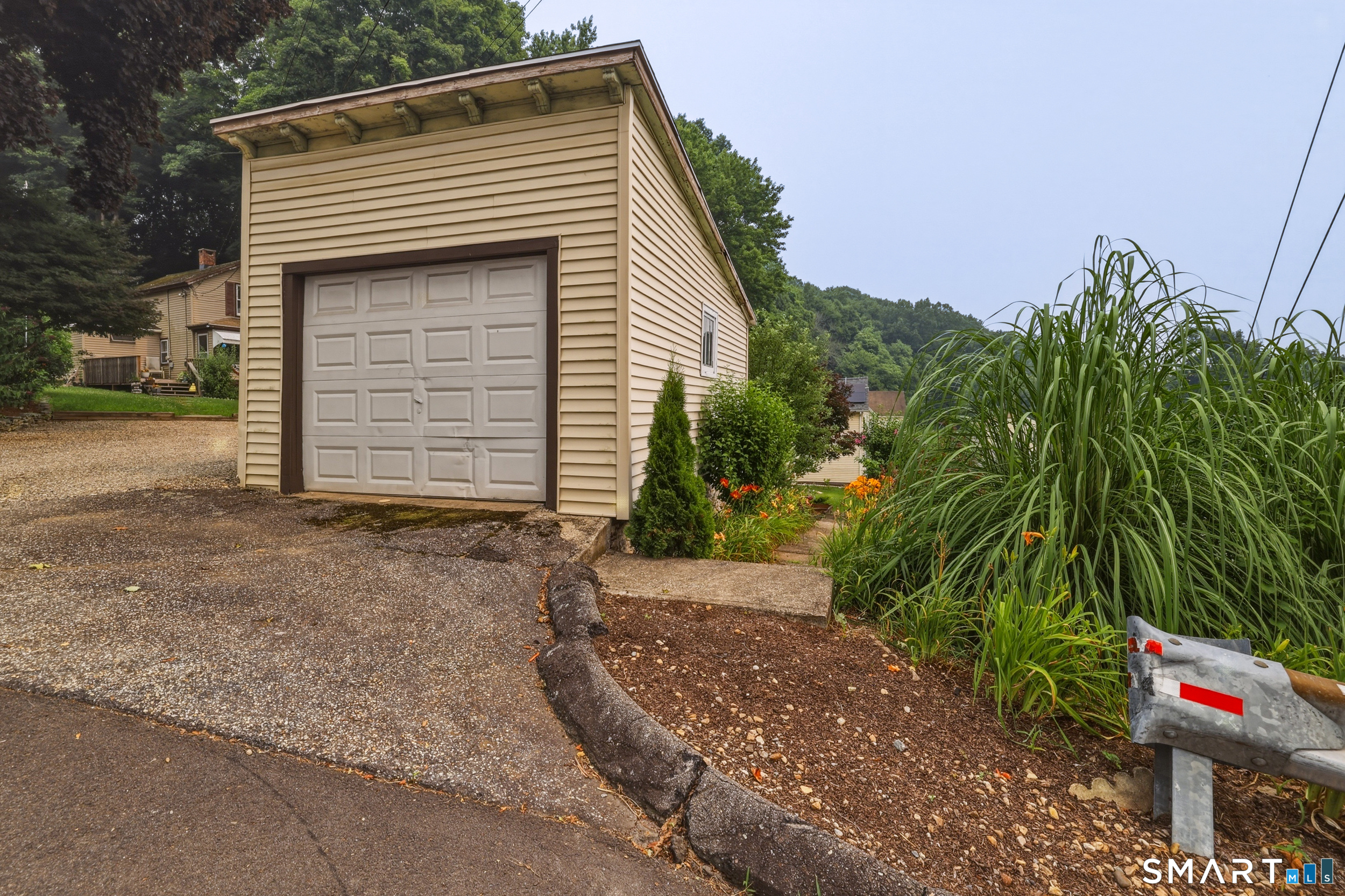 26 Washington Street Derby CT 06418