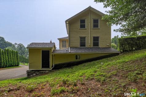 26 Washington Street Derby CT 06418