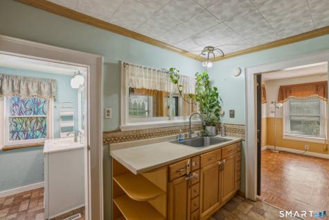 26 Washington Street Derby CT 06418