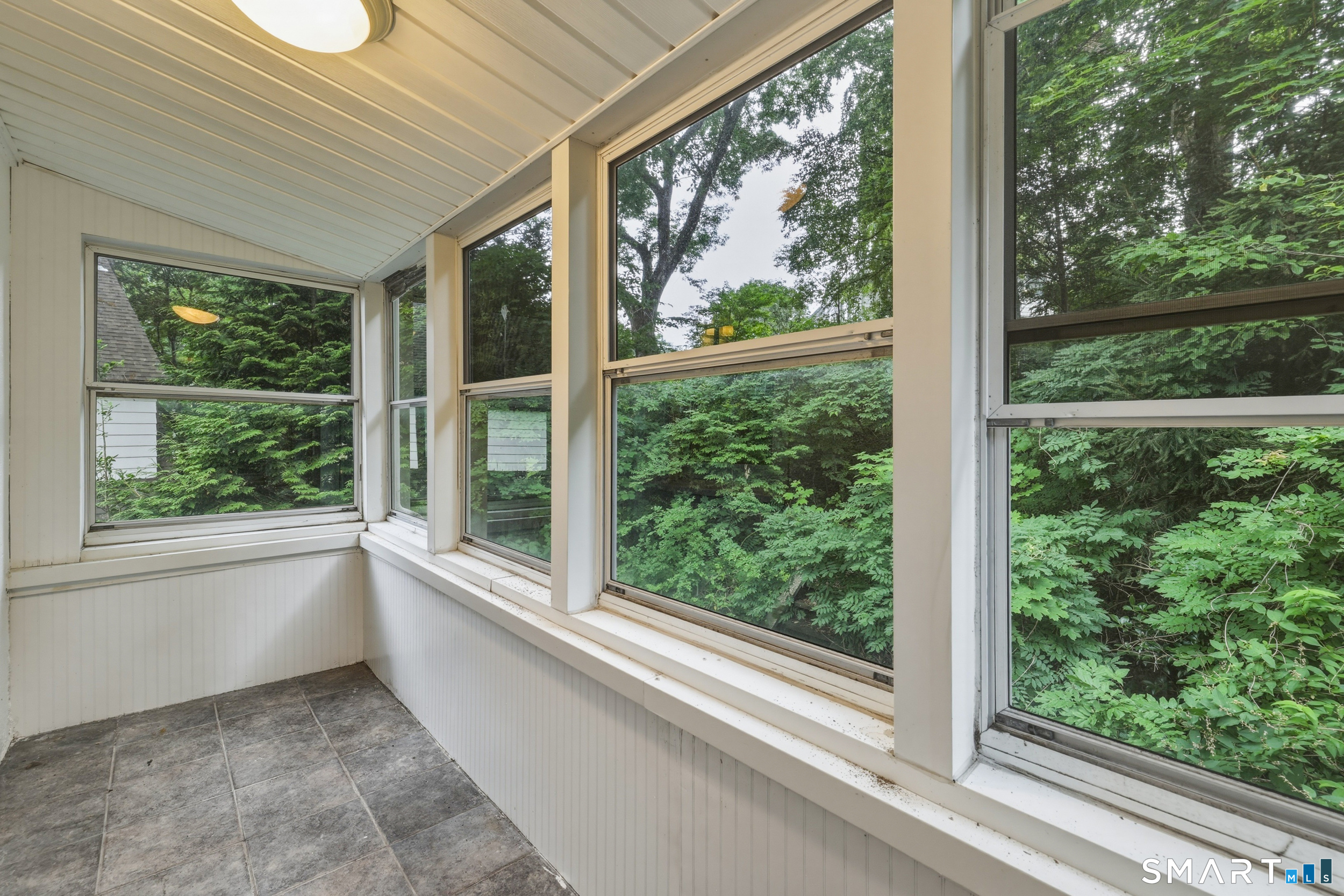 130 Marvelwood Drive New Haven CT 06515