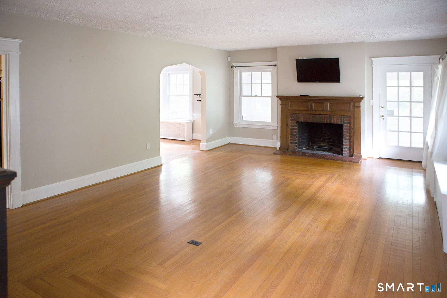 130 Marvelwood Drive New Haven CT 06515