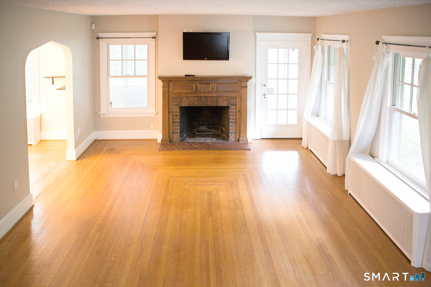 130 Marvelwood Drive New Haven CT 06515