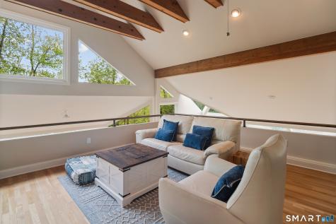 2 Sleepy Hollow Road New Canaan CT 06840