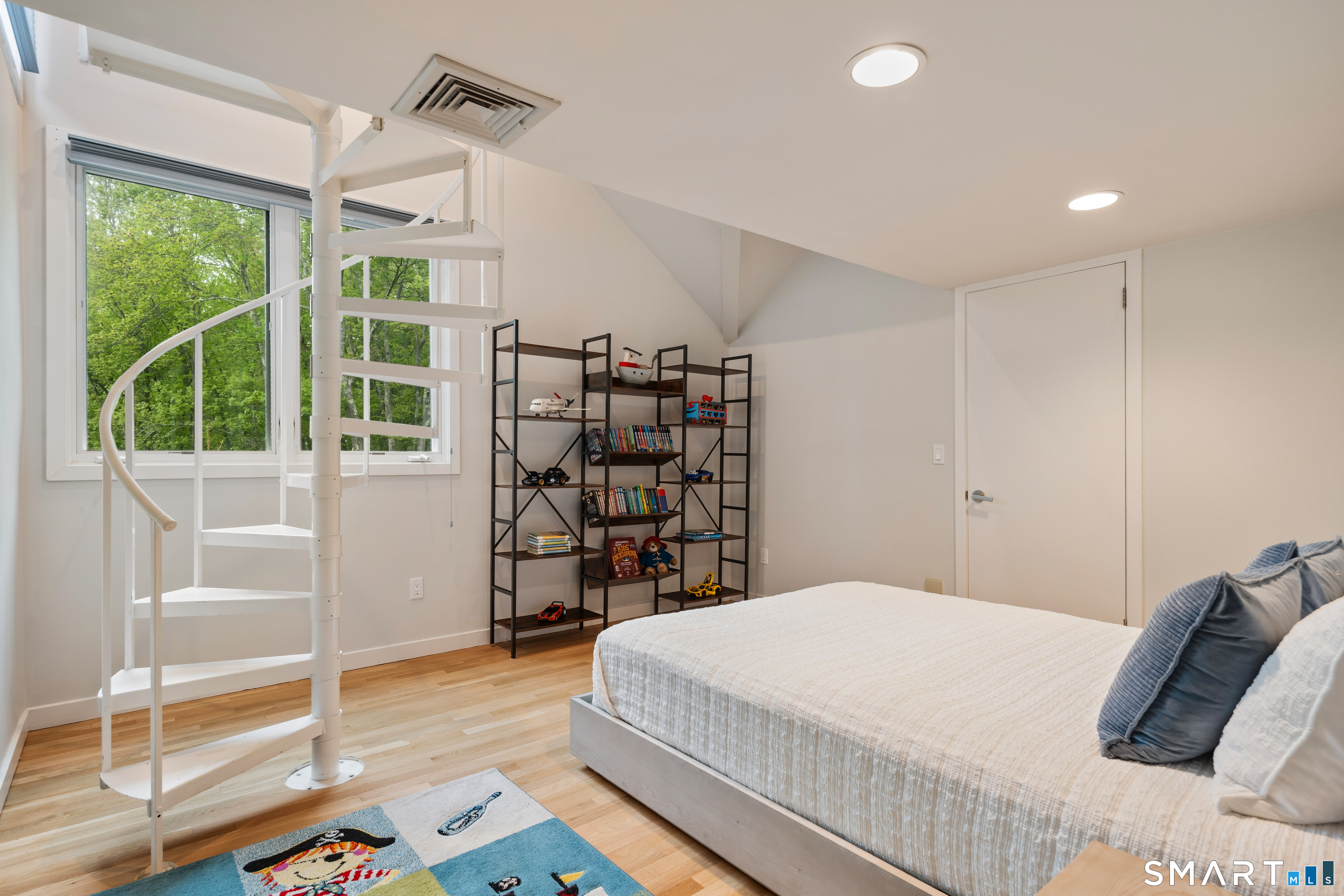 2 Sleepy Hollow Road New Canaan CT 06840
