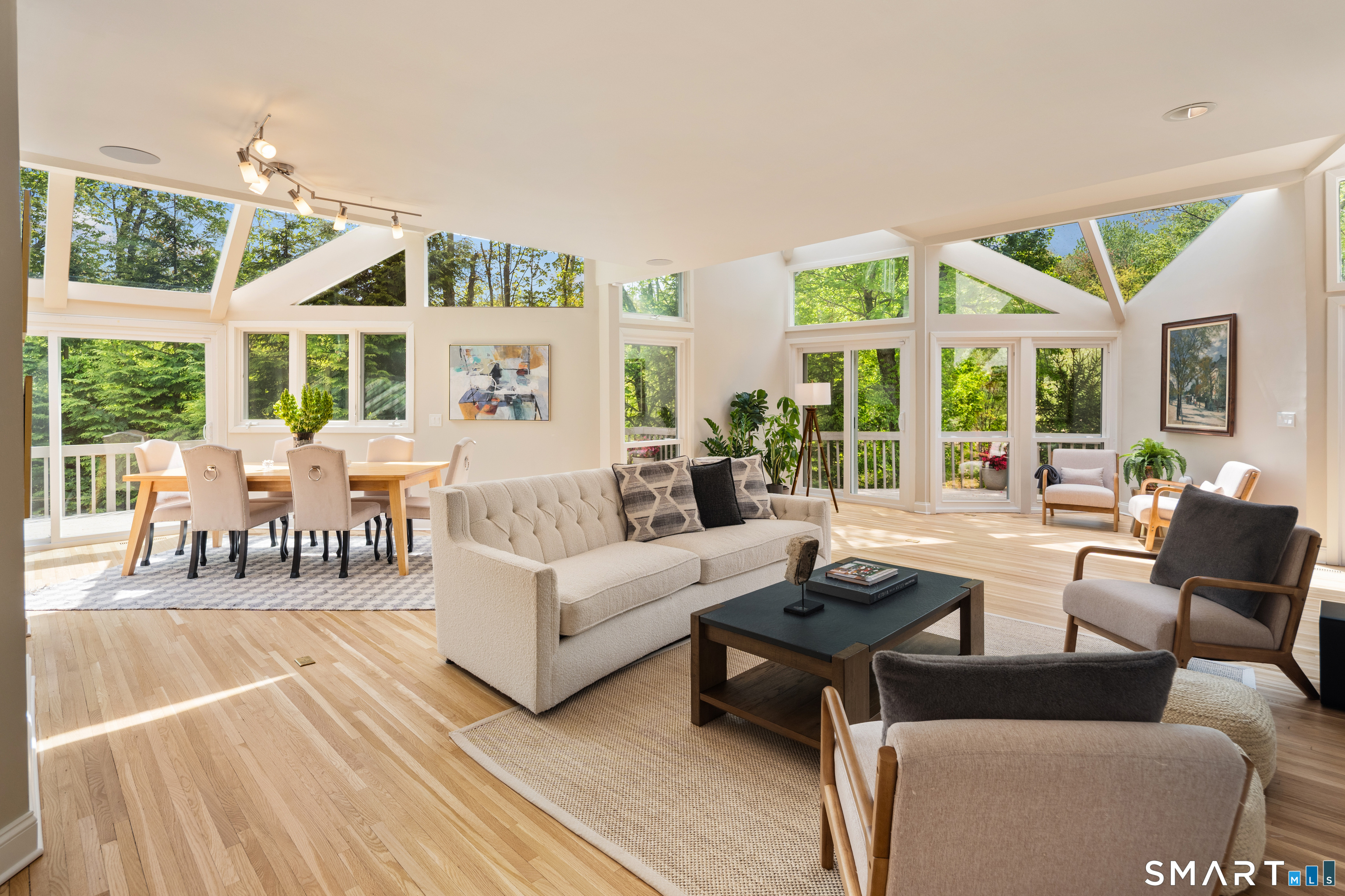 2 Sleepy Hollow Road New Canaan CT 06840