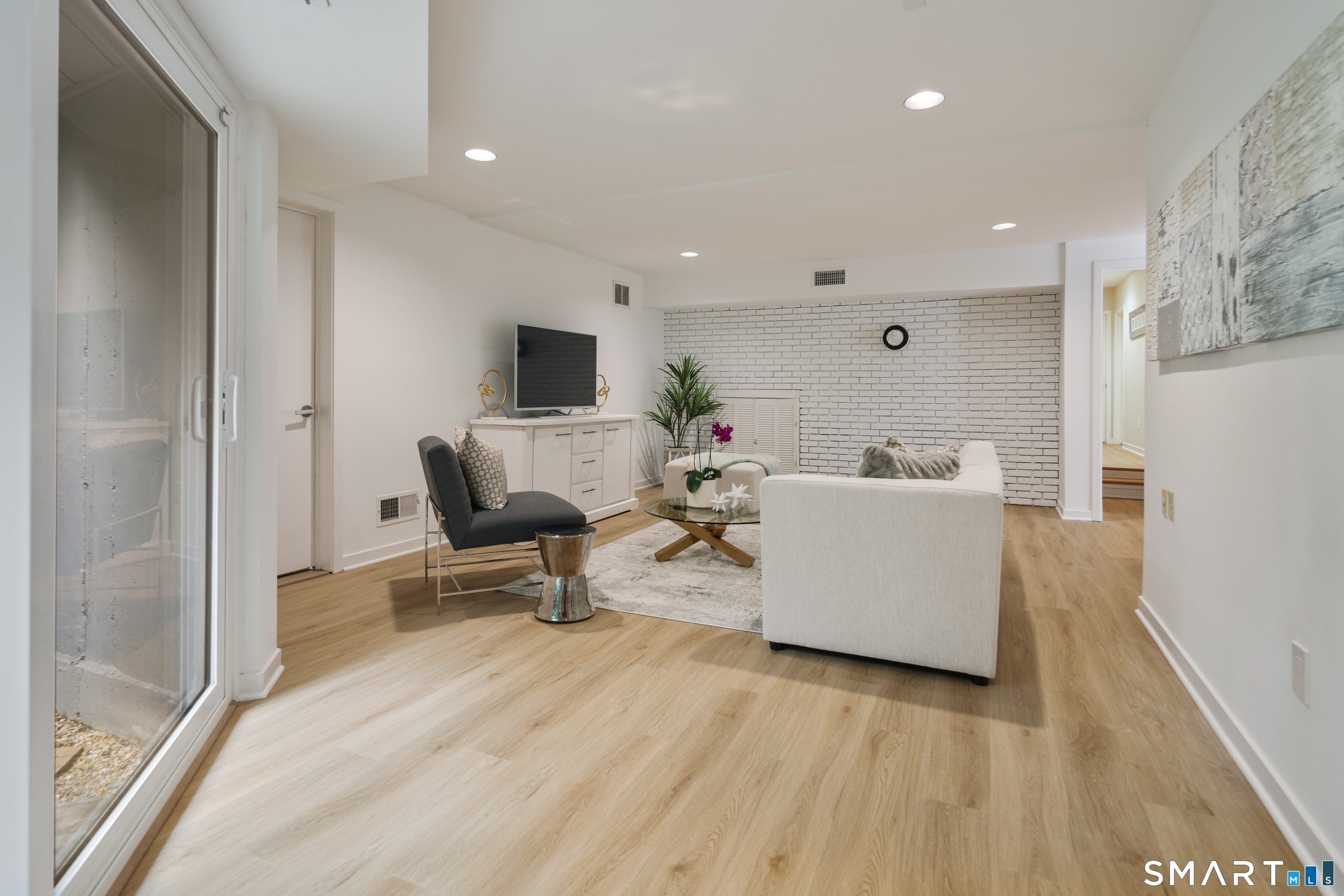 2 Sleepy Hollow Road New Canaan CT 06840