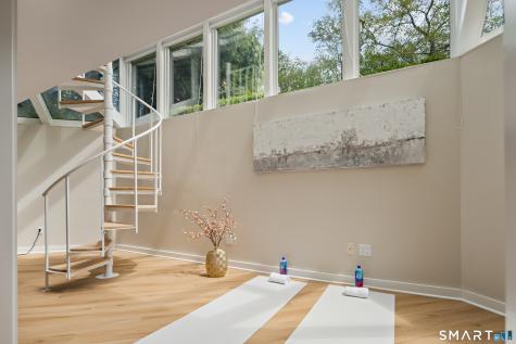 2 Sleepy Hollow Road New Canaan CT 06840