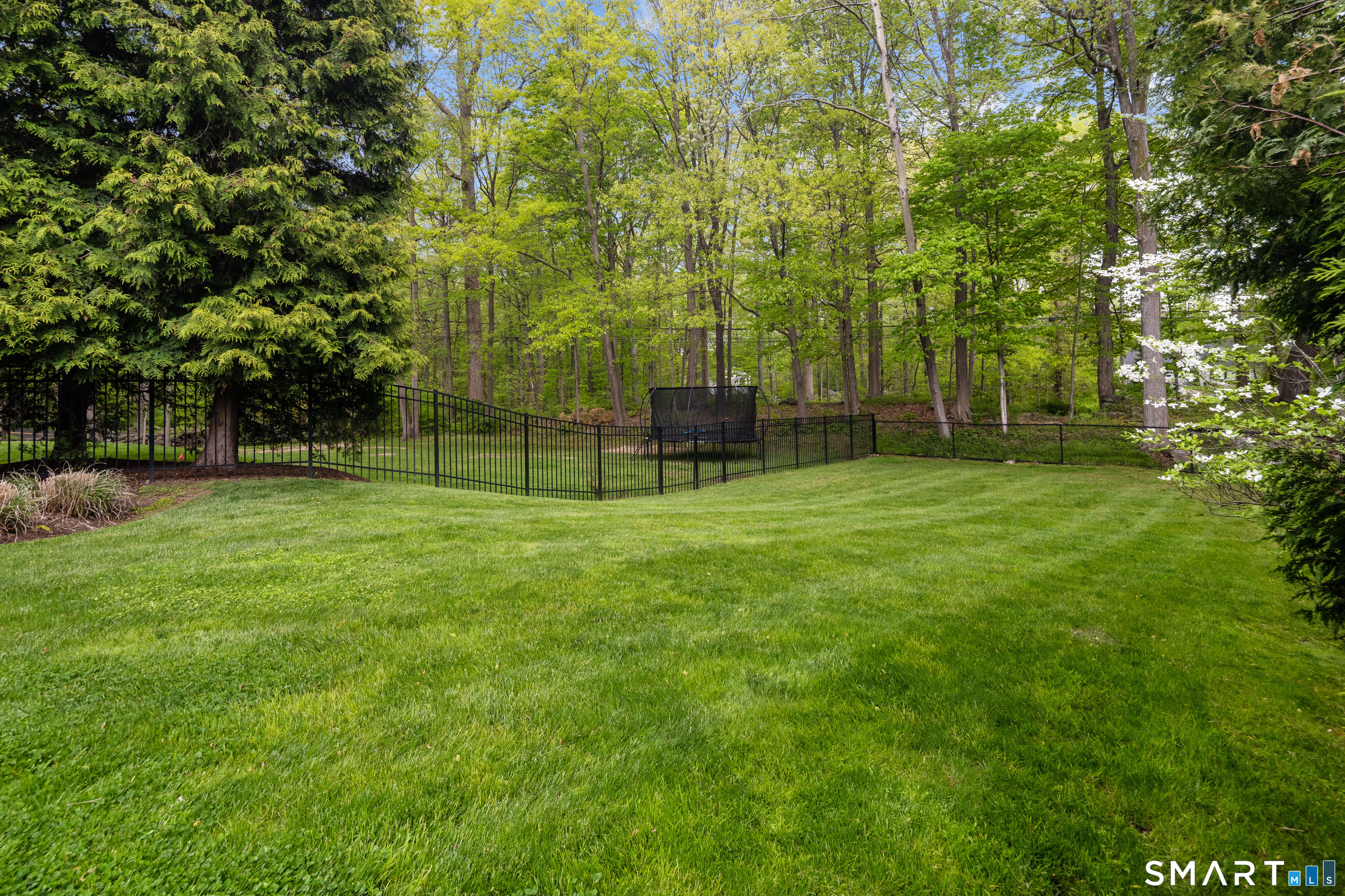 2 Sleepy Hollow Road New Canaan CT 06840