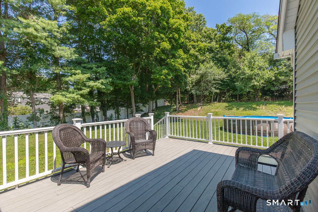 11 Ash Road Branford CT 06405