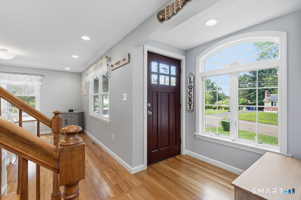 11 Ash Road Branford CT 06405