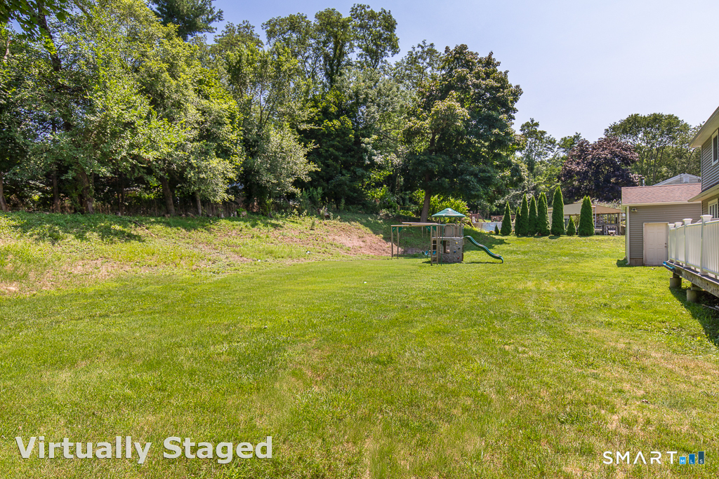 11 Ash Road Branford CT 06405