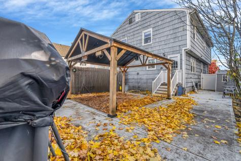 35 Kent Avenue Bridgeport CT 06610