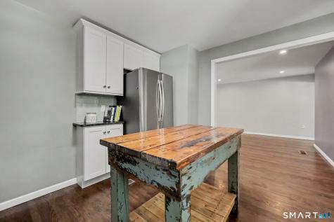 110 Lakeview Terrace New Haven CT 06515