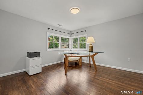 110 Lakeview Terrace New Haven CT 06515