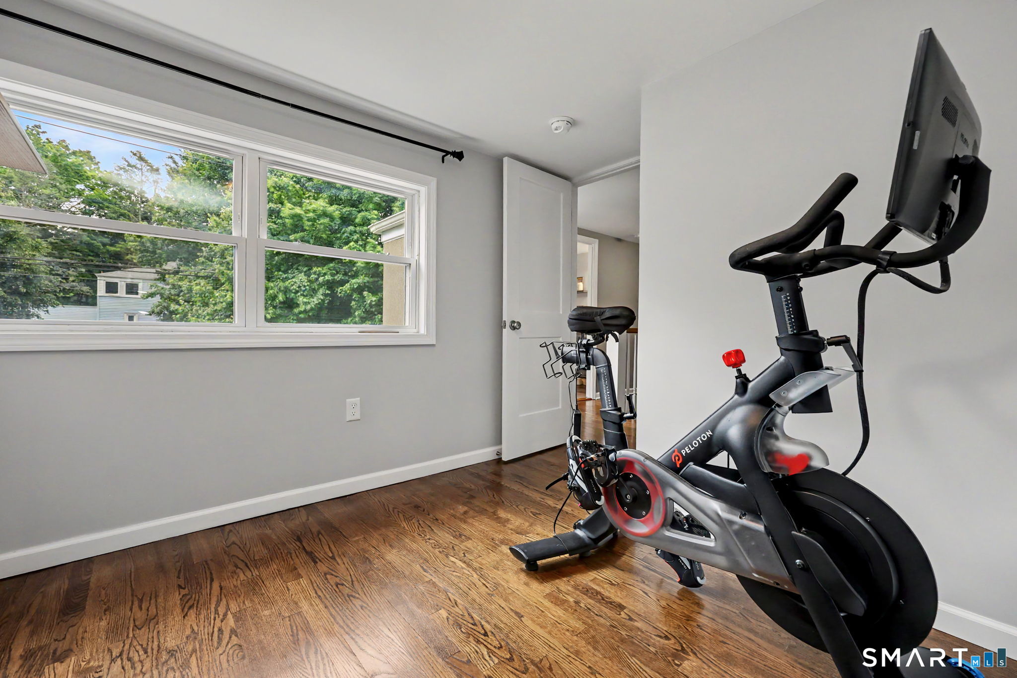 110 Lakeview Terrace New Haven CT 06515