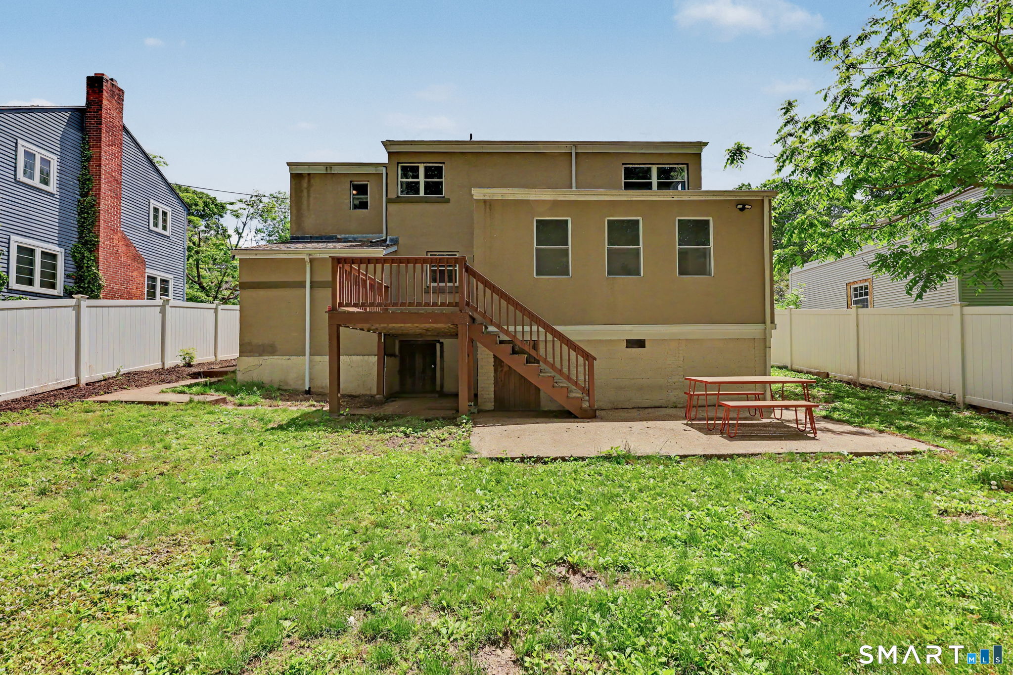 110 Lakeview Terrace New Haven CT 06515