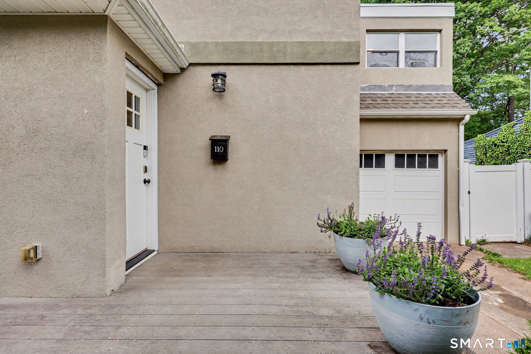 110 Lakeview Terrace New Haven CT 06515