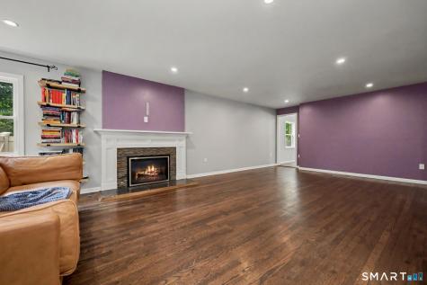 110 Lakeview Terrace New Haven CT 06515