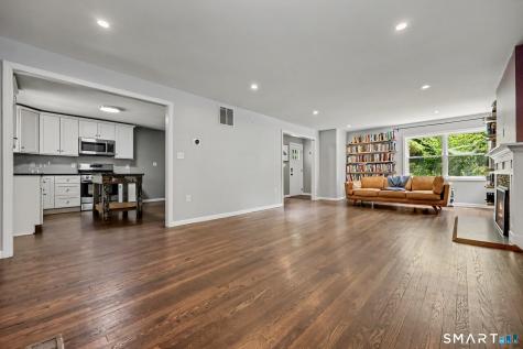 110 Lakeview Terrace New Haven CT 06515
