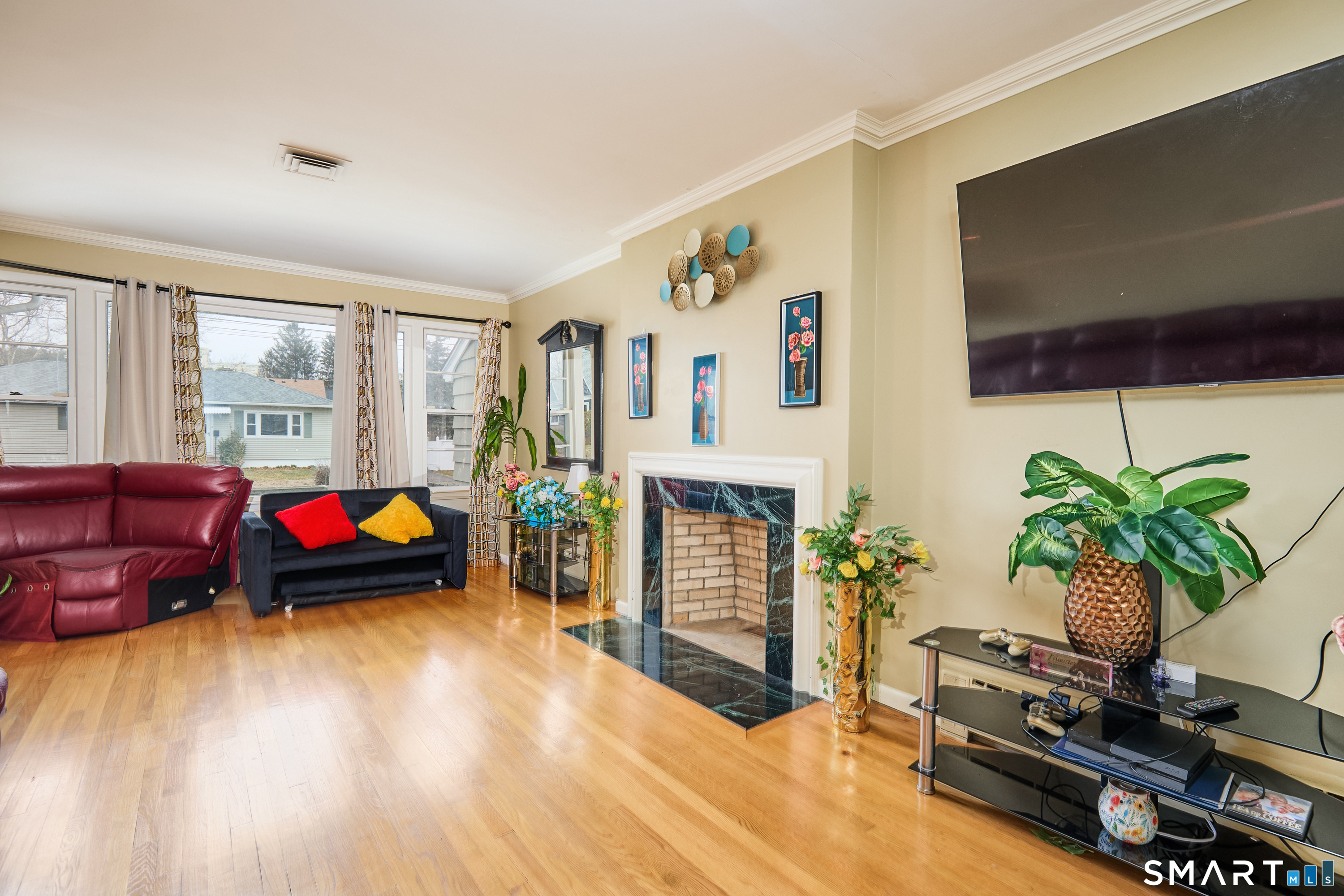 523 West Jackson Avenue Bridgeport CT 06604