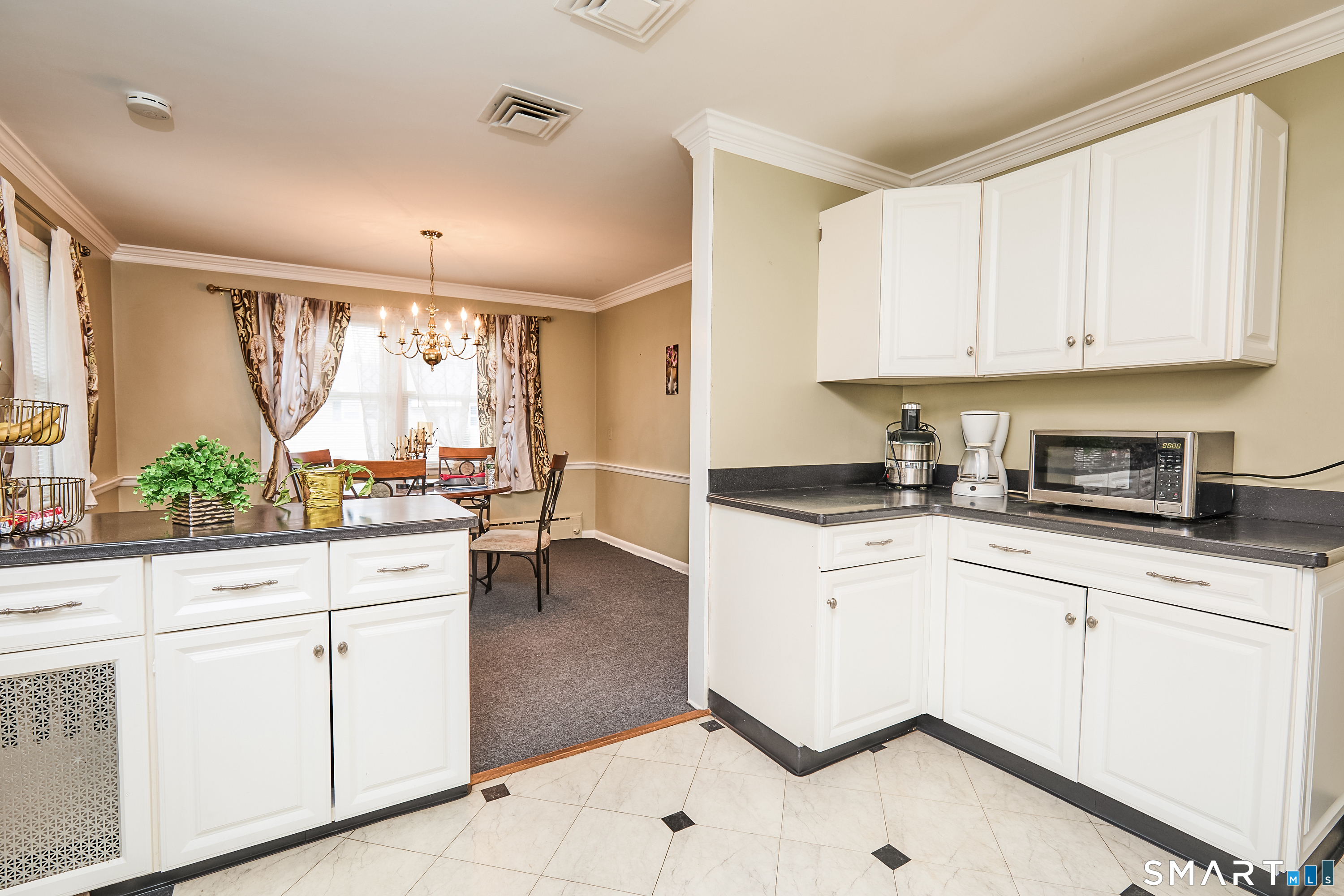 523 West Jackson Avenue Bridgeport CT 06604