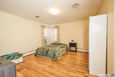 523 West Jackson Avenue Bridgeport CT 06604