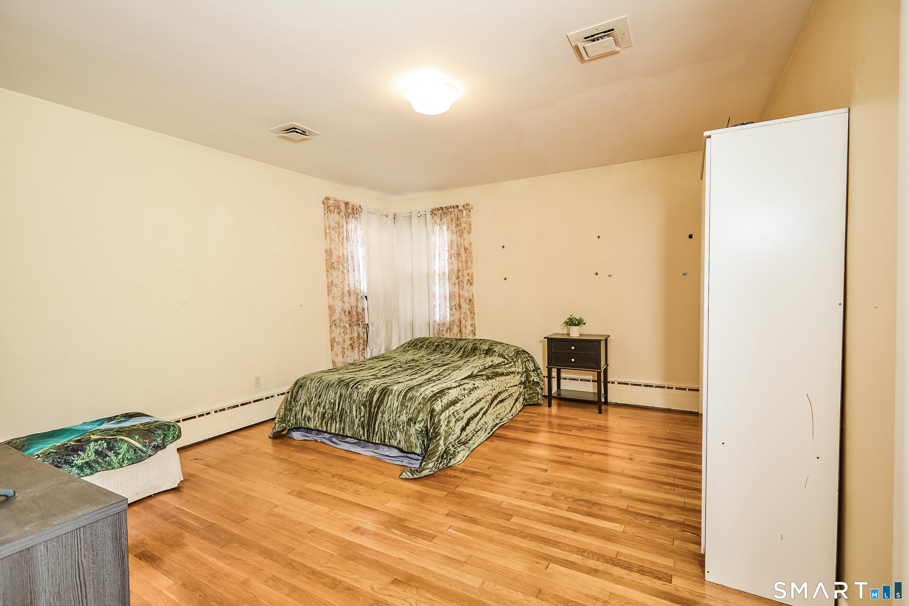 523 West Jackson Avenue Bridgeport CT 06604