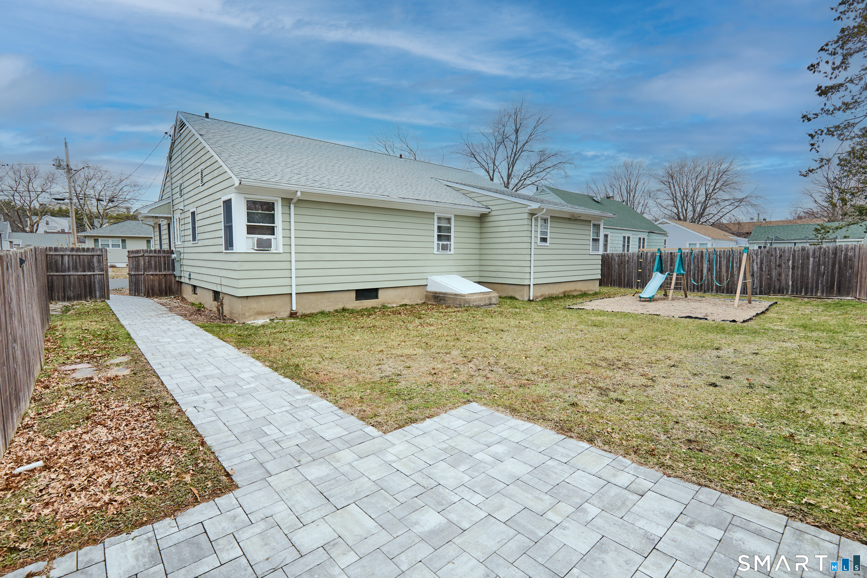 523 West Jackson Avenue Bridgeport CT 06604