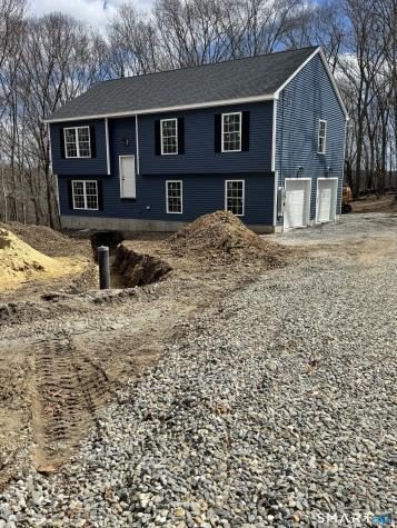 11 Mamacoke Road Waterford CT 06375