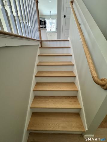 11 Mamacoke Road Waterford CT 06375