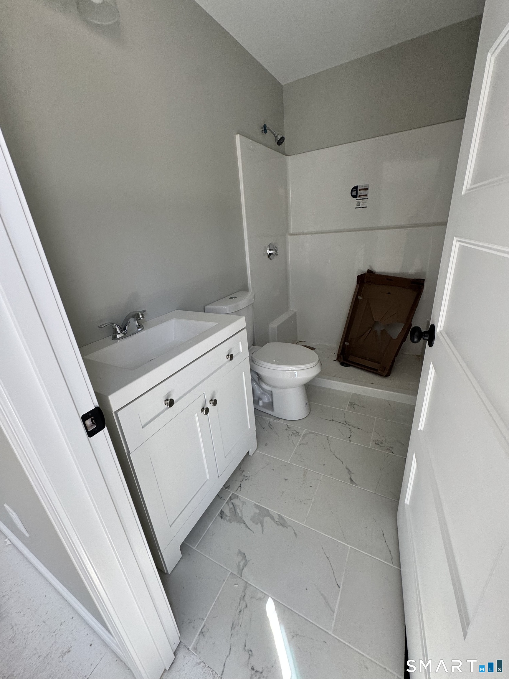 11 Mamacoke Road Waterford CT 06375