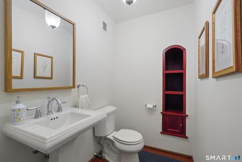 2 Wahneta Road Greenwich CT 06870