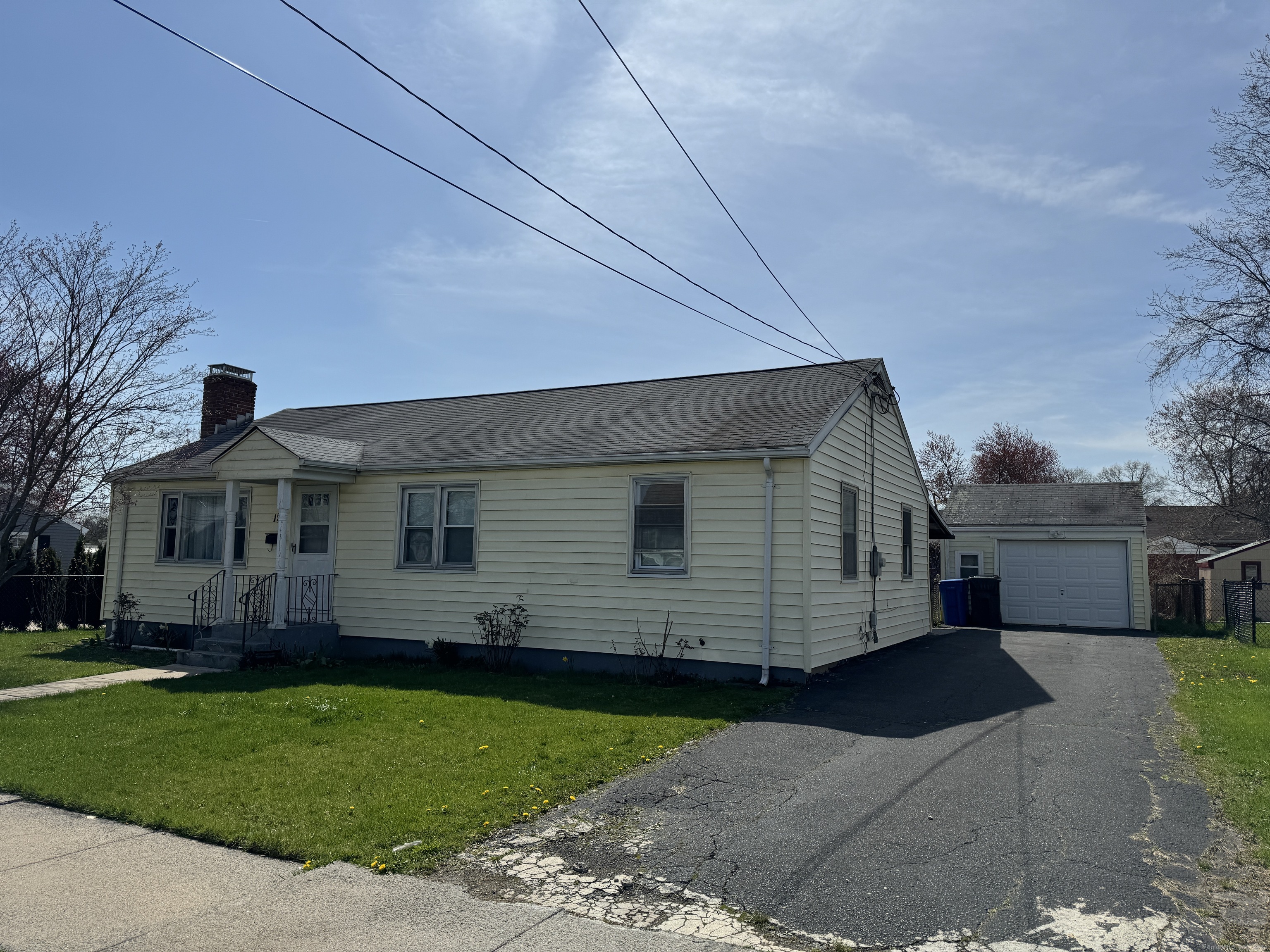 197 Hanmer Street Hartford CT 06114