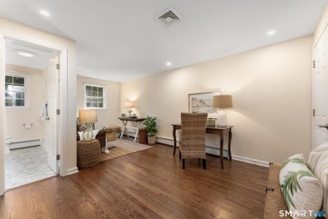 96 Glenwood Drive Guilford CT 06437