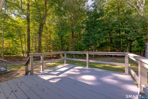 96 Glenwood Drive Guilford CT 06437