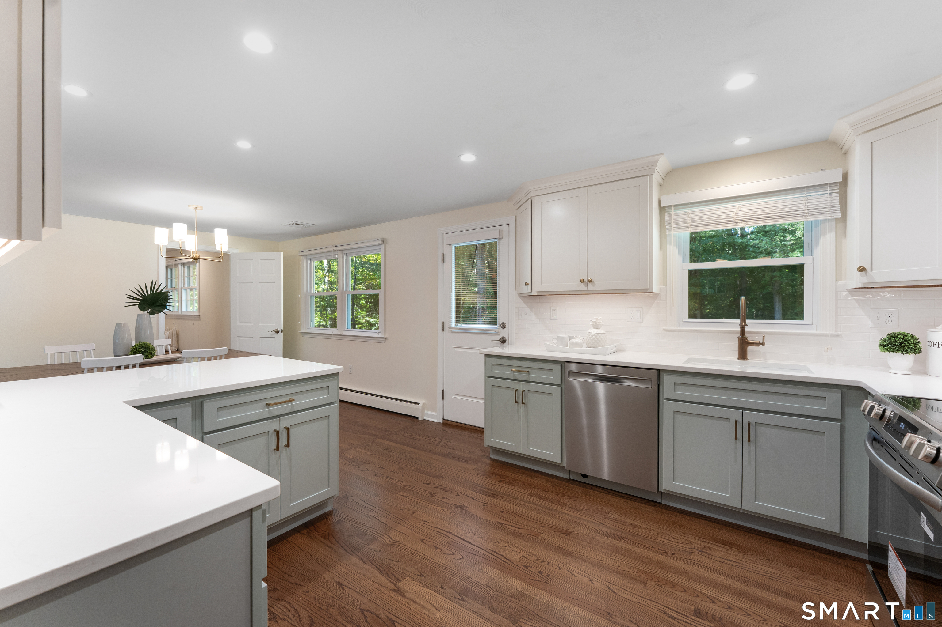 96 Glenwood Drive Guilford CT 06437