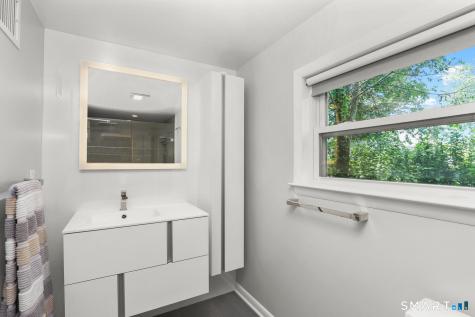8 Willow Lane Greenwich CT 06870