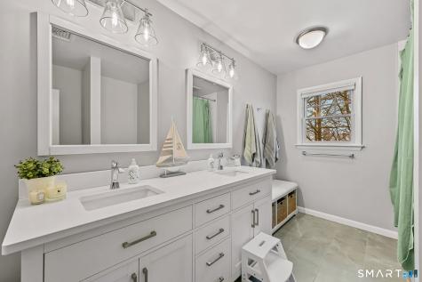 8 Willow Lane Greenwich CT 06870