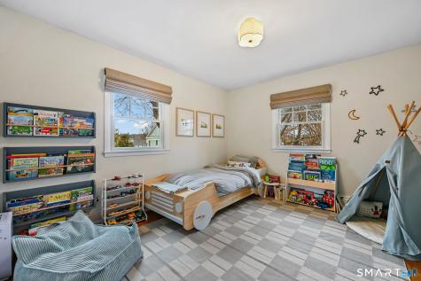8 Willow Lane Greenwich CT 06870