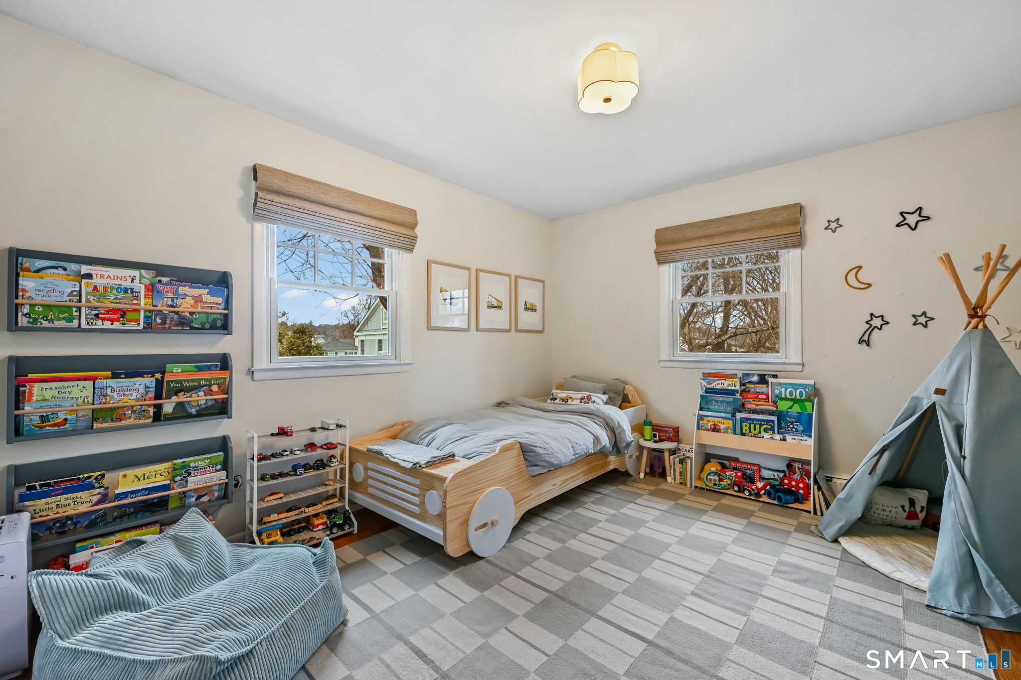 8 Willow Lane Greenwich CT 06870