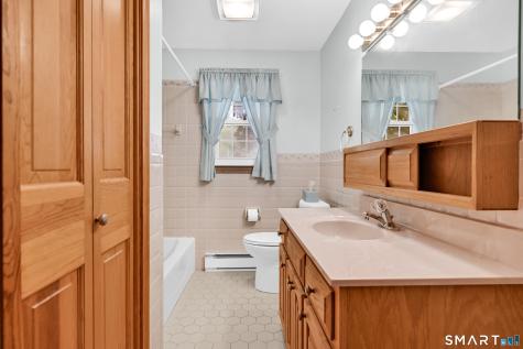 25 Danbury Lane Bristol CT 06010